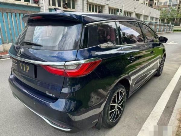 BYD Song MAX