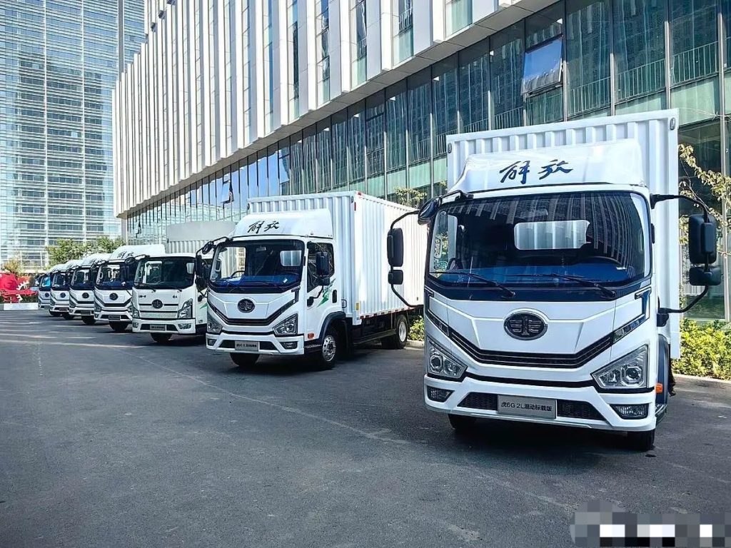 Provide national second-hand transport truck information, including Howo and other brands, update prices and pictures of vehicle conditions in real time, and support online inquiry.