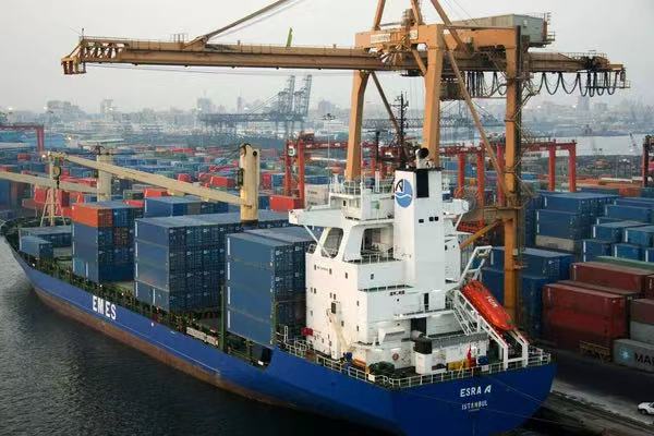 Port of Alexandria, the main entry point for importing used trucks from China to Egypt