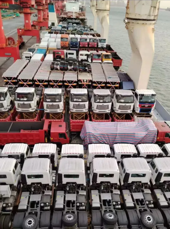 Used Chinese trucks waiting for export to Uganda and East Africa from HebeiCar China